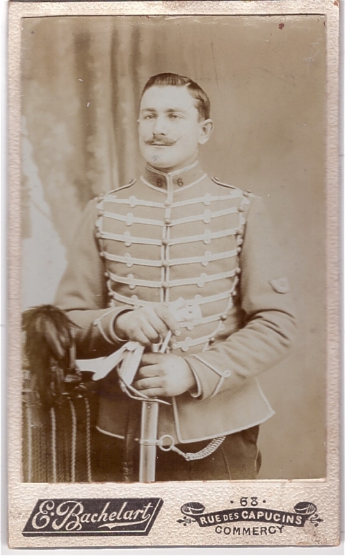 Cavalier du 6e régiment de hussards