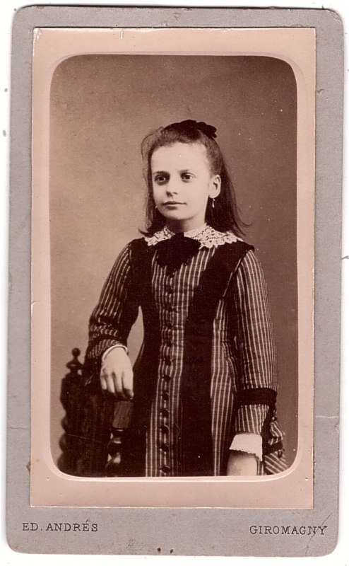 Jeune demoiselle 