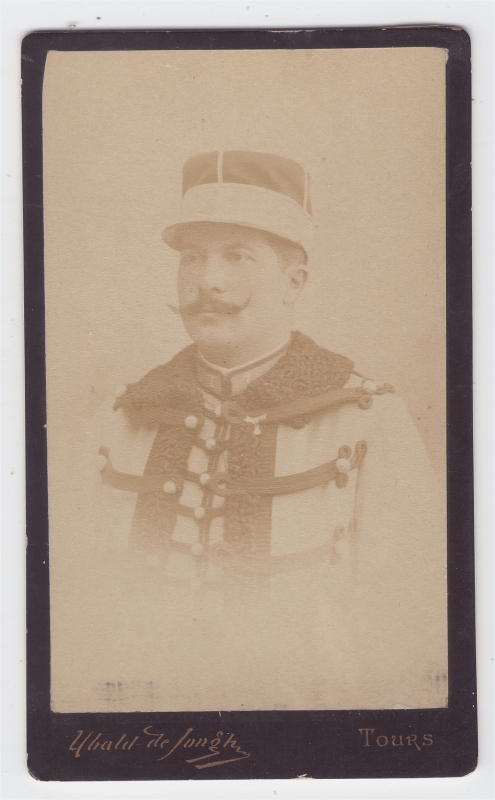 Portrait d'un sous-lieutenant du 7e hussards en pelisse