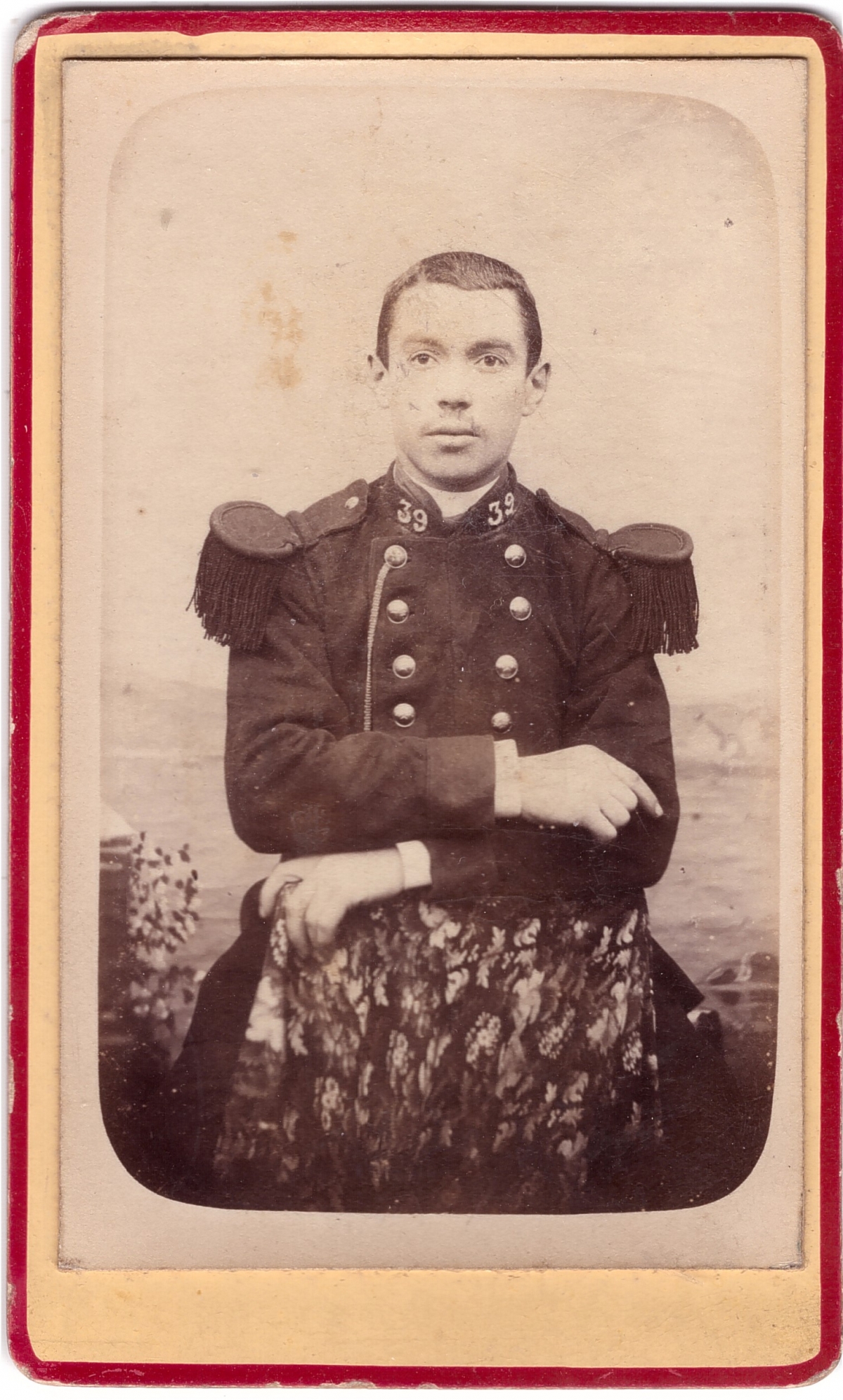 Soldat du 39e régiment d'infanterie — Portrait Sépia