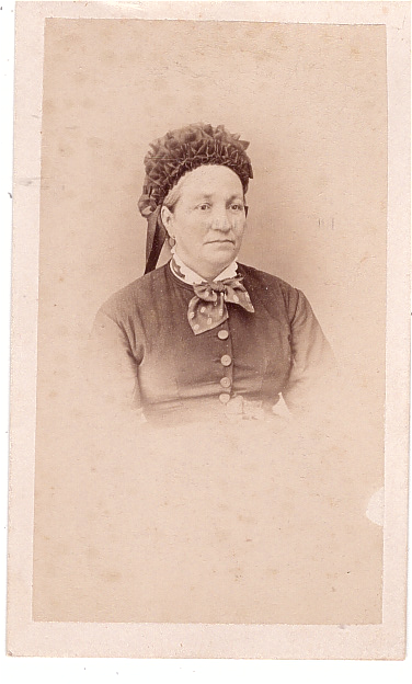 Portrait de Mme Thuau Denis