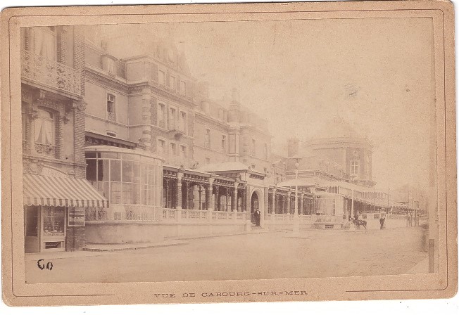 Hôtel de la Plage et casino de Cabourg