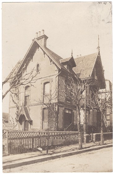 Villa