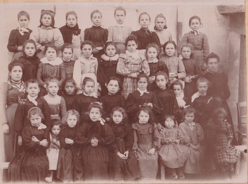 Elèves d'une école de filles