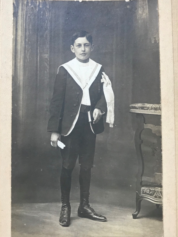 Pierre Canivet, communiant