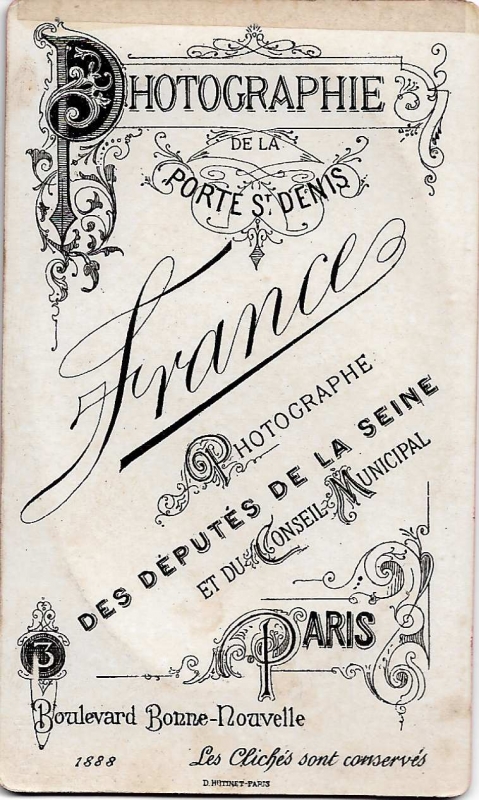 Homme à la belle moustache