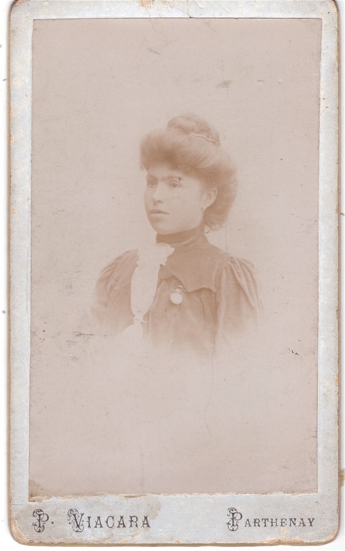 Léonie Amilcar à l'âge de 18 ans.