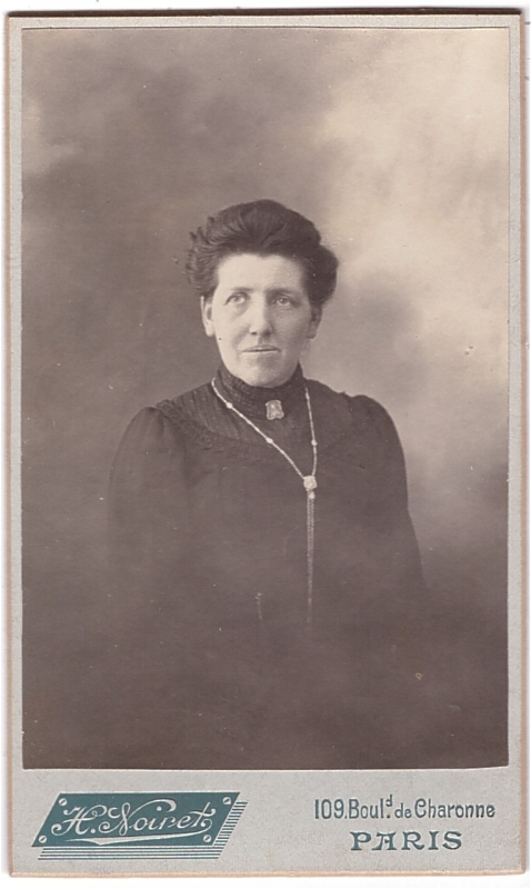 Mme Marie Démimieux