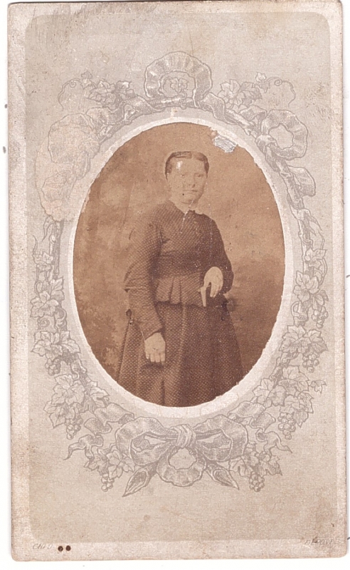 Portrait de femme dans un médaillon