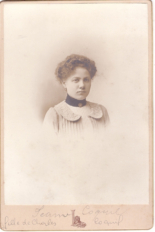 Portrait de Jeanne Coquil