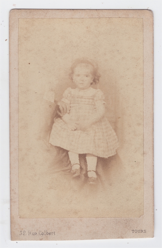 Louise Fleury enfant