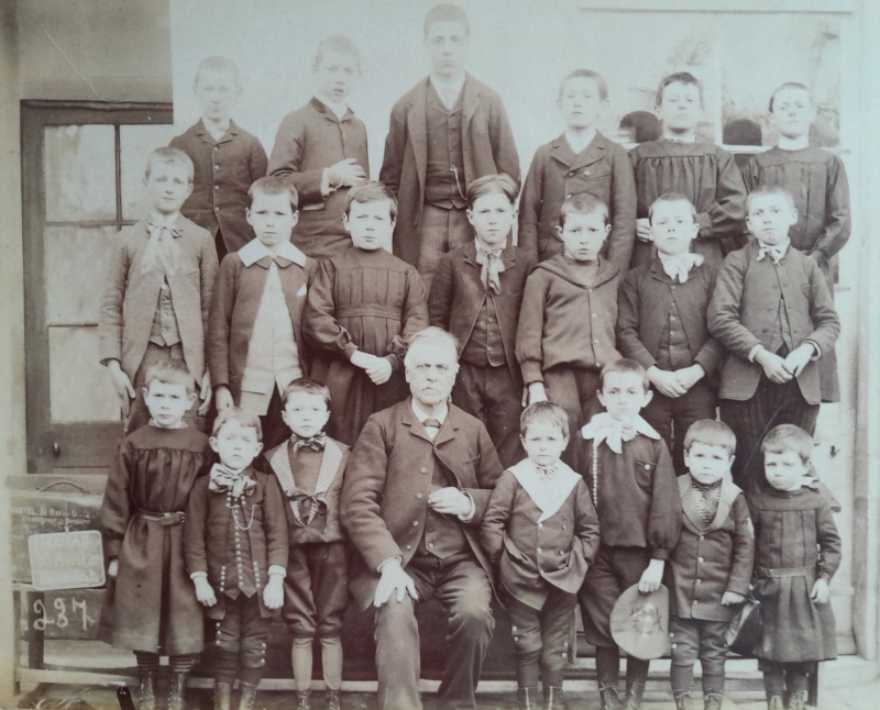 Les enfants du "pensionnat" de Houdan